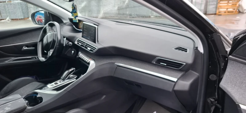 Peugeot 3008 1.6hdi Euro 6 Automat Full led Panorama, снимка 9 - Автомобили и джипове - 51987867