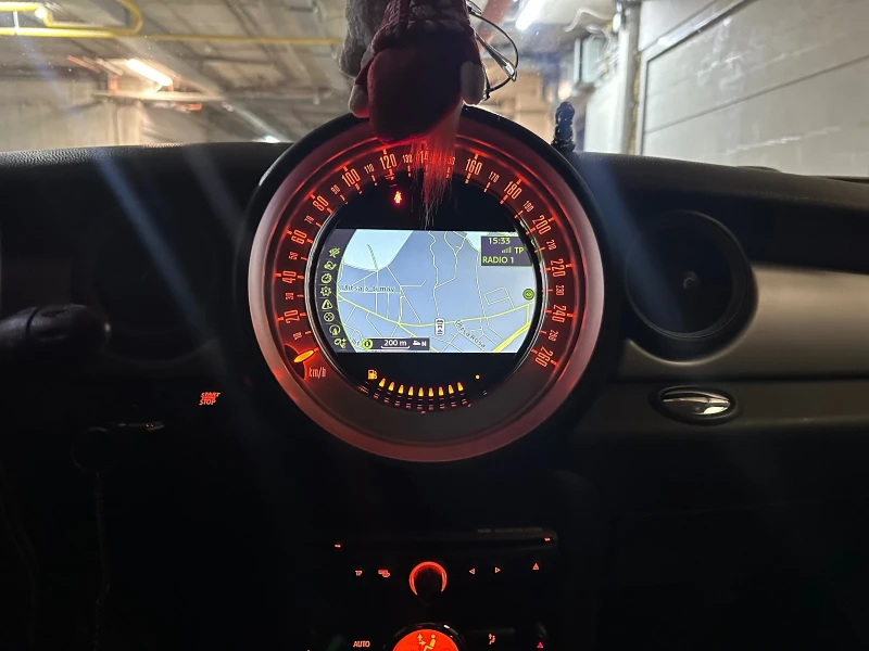 Mini Cooper D 56000 km! АВТОМАТИК! Дизел!, снимка 9 - Автомобили и джипове - 53050327