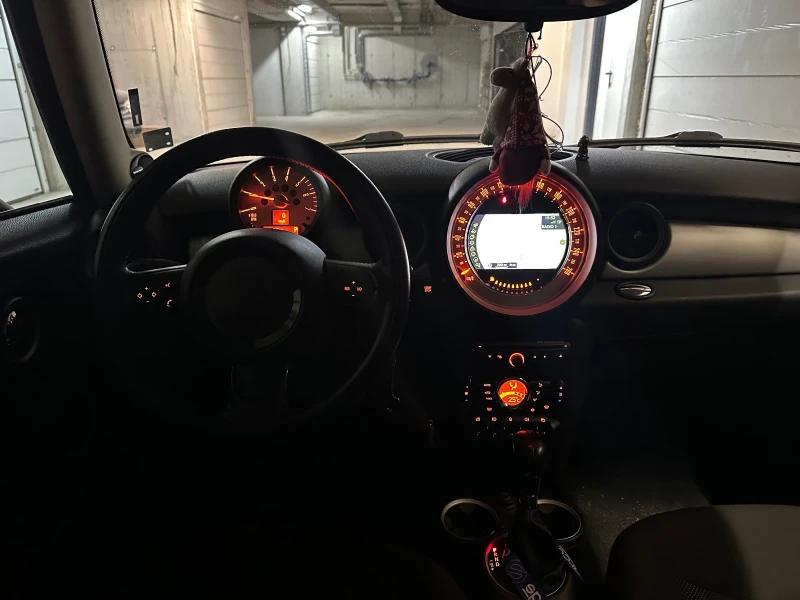 Mini Cooper D 56000 km! АВТОМАТИК! Дизел!, снимка 10 - Автомобили и джипове - 53050327