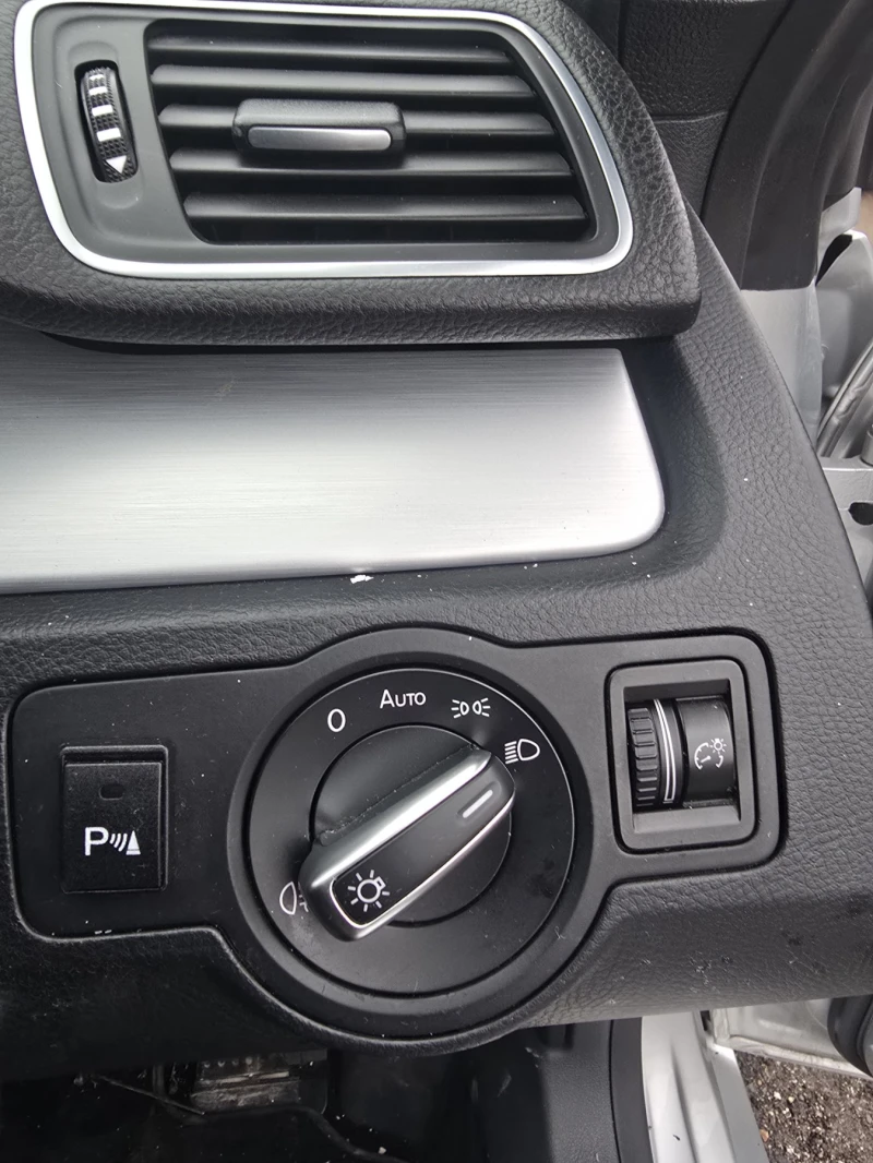 VW Passat CC Facelift, снимка 14 - Автомобили и джипове - 53278979