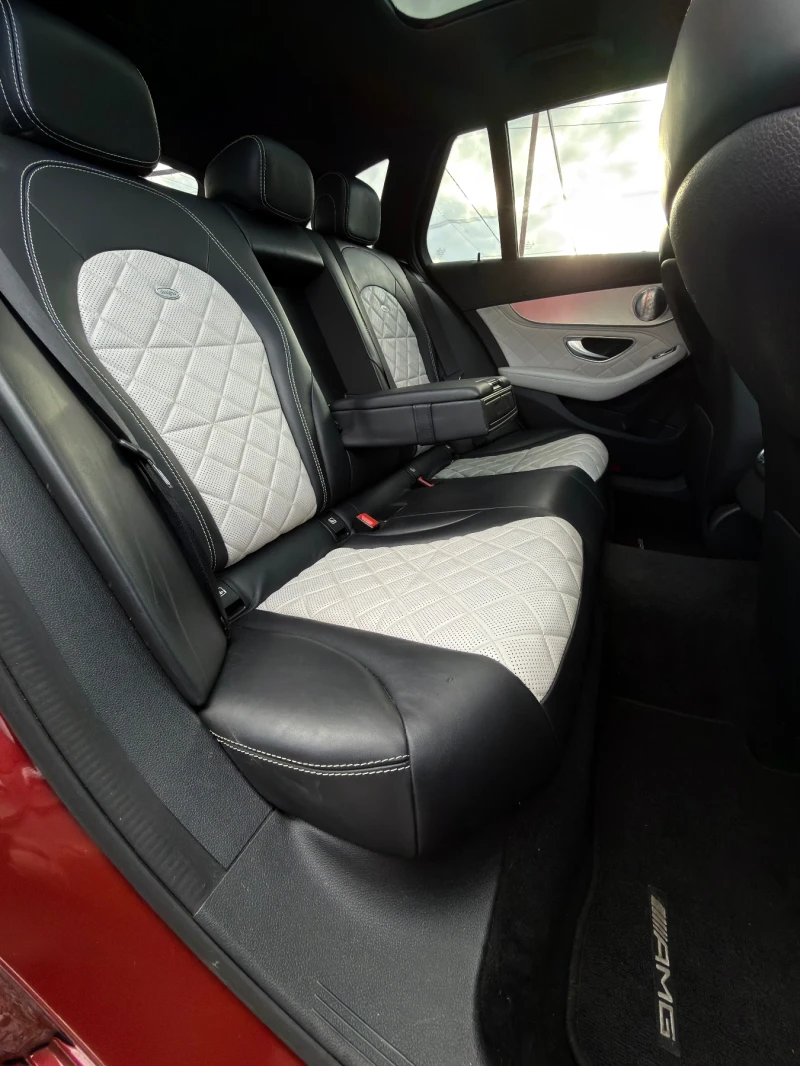 Mercedes-Benz C 43 AMG 4-MATIC* AMG* 9G* PANO* DESIGNO* СОБСТВЕН ЛИЗИНГ, снимка 10 - Автомобили и джипове - 53501228