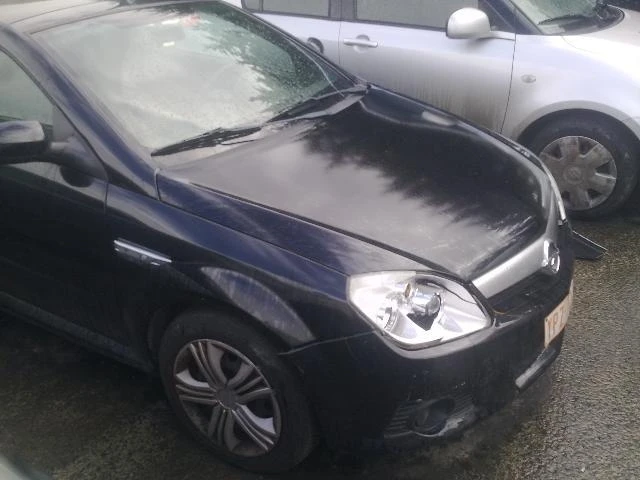 Opel Tigra 1.3 CDTI, снимка 2 - Автомобили и джипове - 48320181