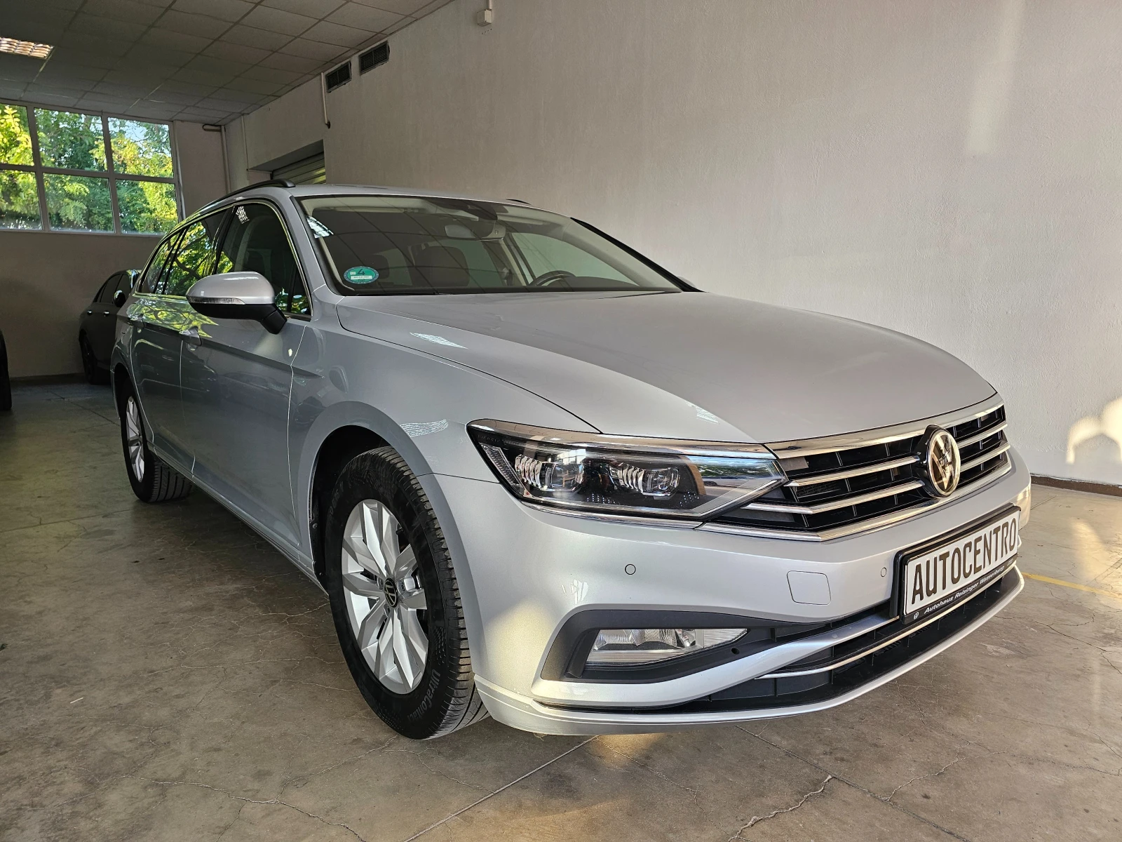 VW Passat Business 2.0tdi IQ.LIGHT-LED КОЖА обдухване Камера, снимка 1