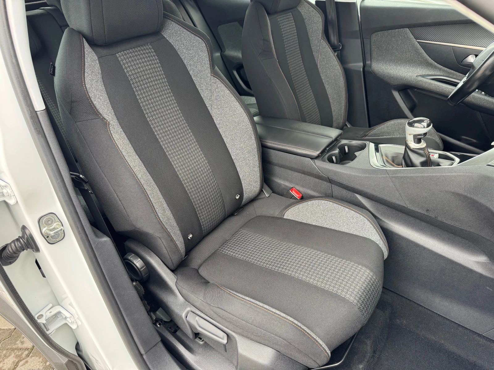 Peugeot 3008 1, 6hdi 120ps, 6ck., , , , ,  | Mobile.bg   11