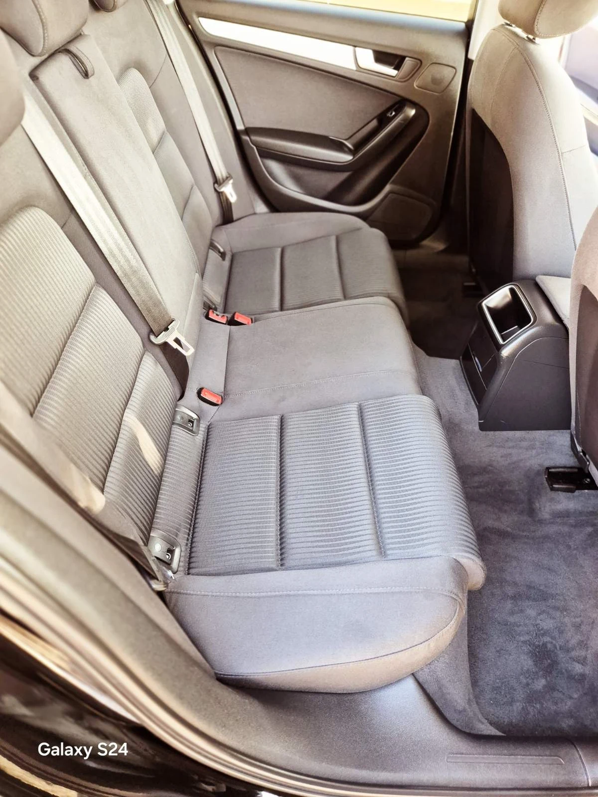 Audi A4 | Mobile.bg   17