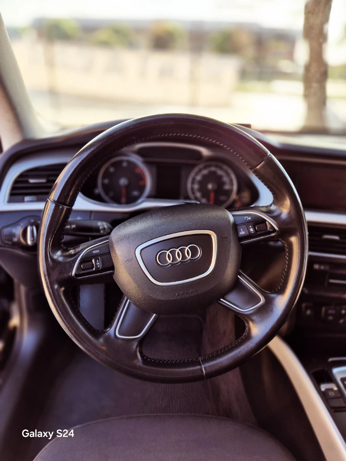 Audi A4 | Mobile.bg   13