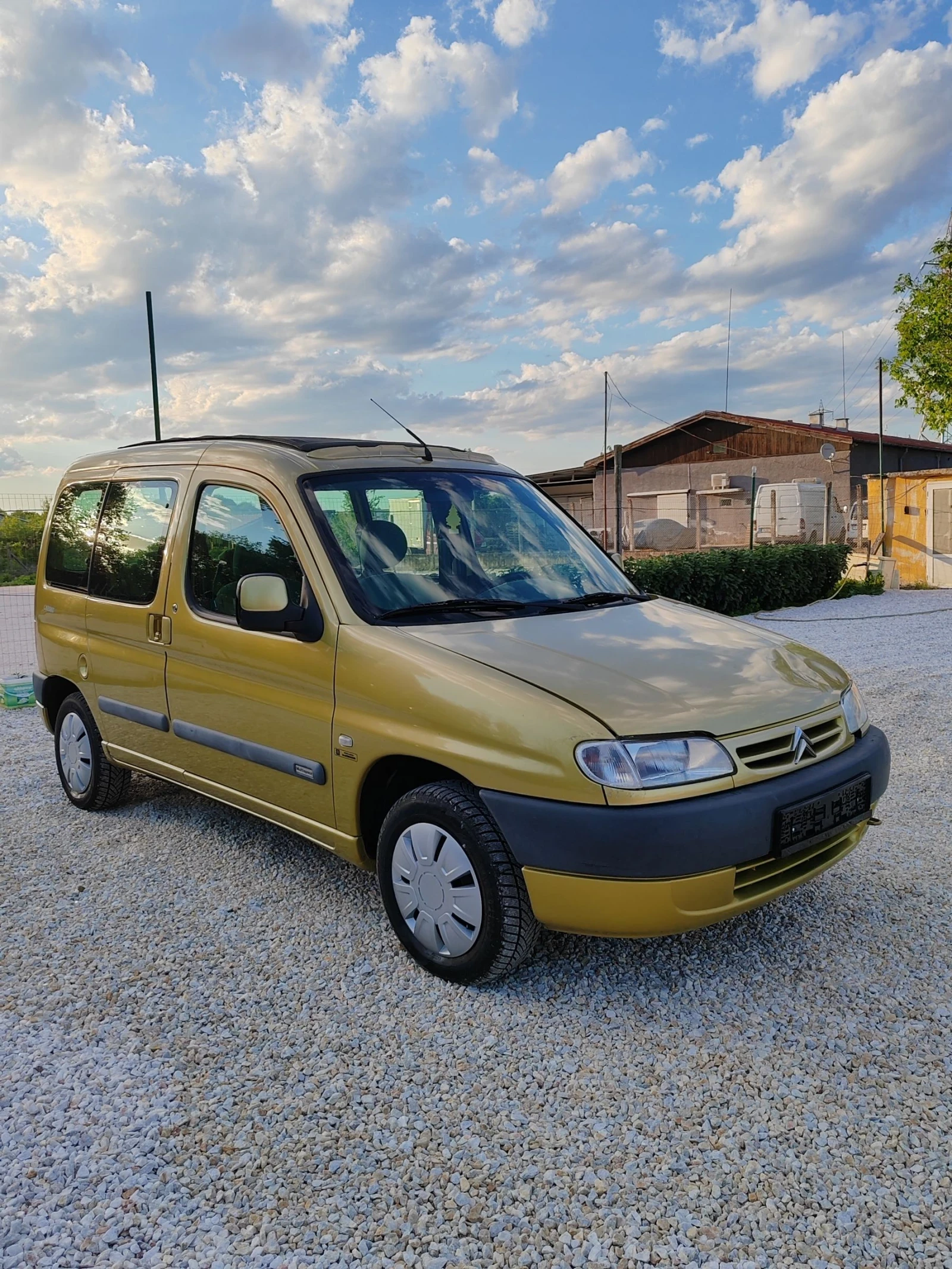 Citroen Berlingo 1.8 бензин, 90к.с.  - изображение 2