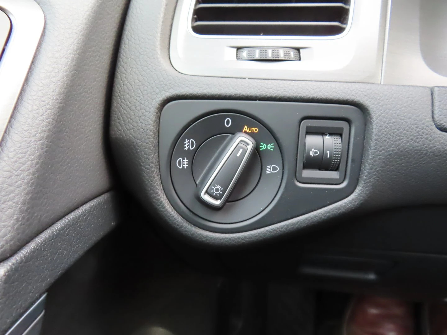 VW Golf Comfortline 1.6TDI BMT | Mobile.bg � ����������� 11