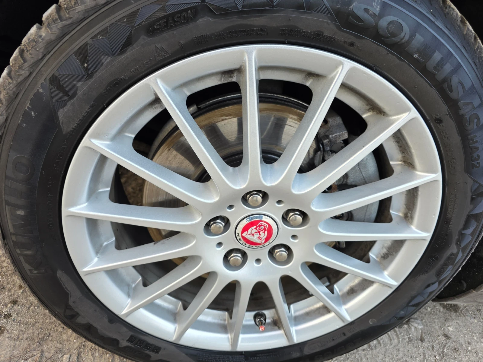 Jaguar XE, снимка 7 - Автомобили и джипове - 53698897