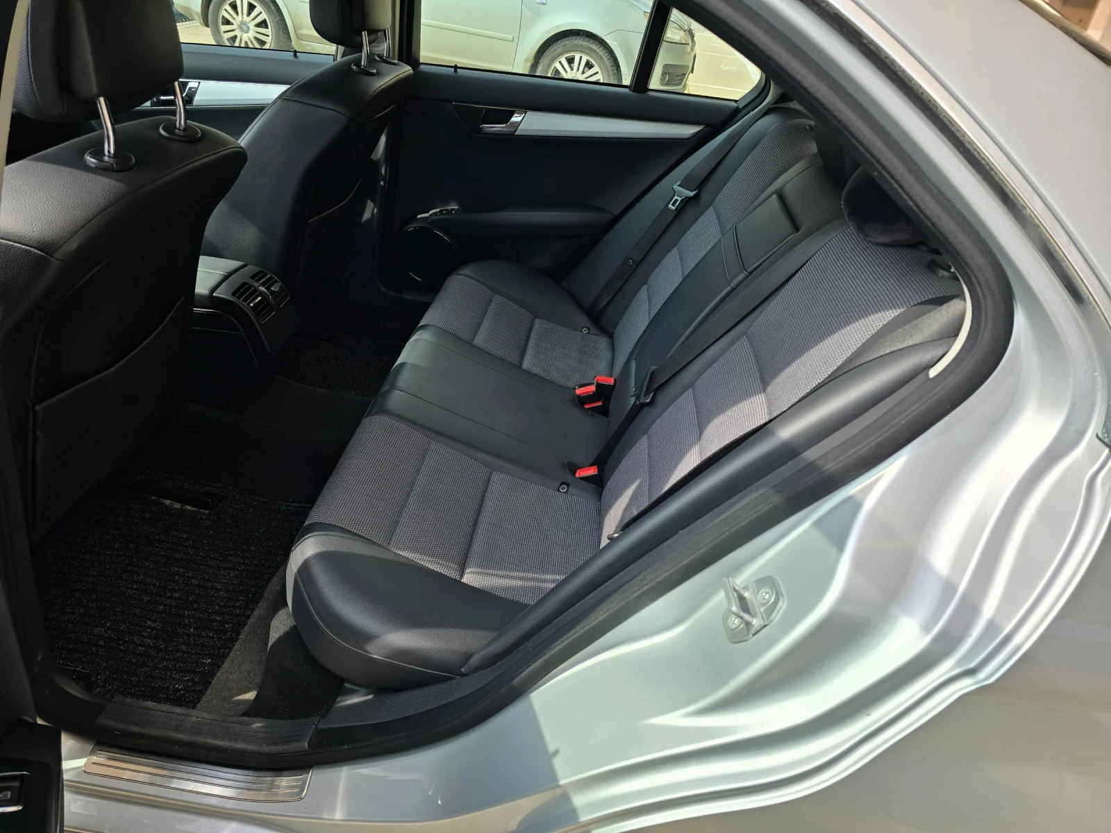 Mercedes-Benz C 180 Газово устройство  - изображение 10