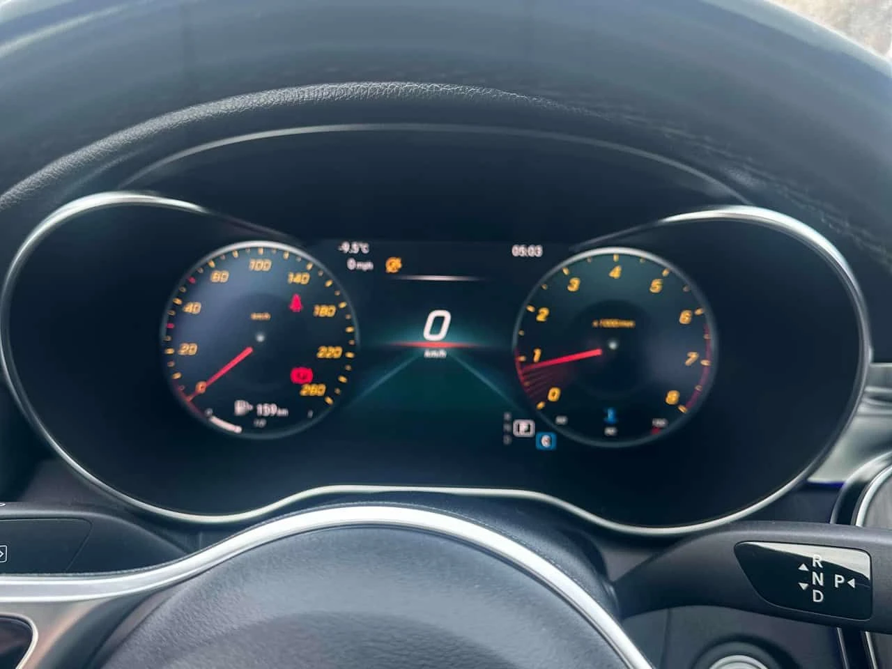 Mercedes-Benz C 300 * DISTRONIC* 360КАМЕРИ* ДИГИТАЛНО ТАБЛО* , снимка 8 - Автомобили и джипове - 54057289