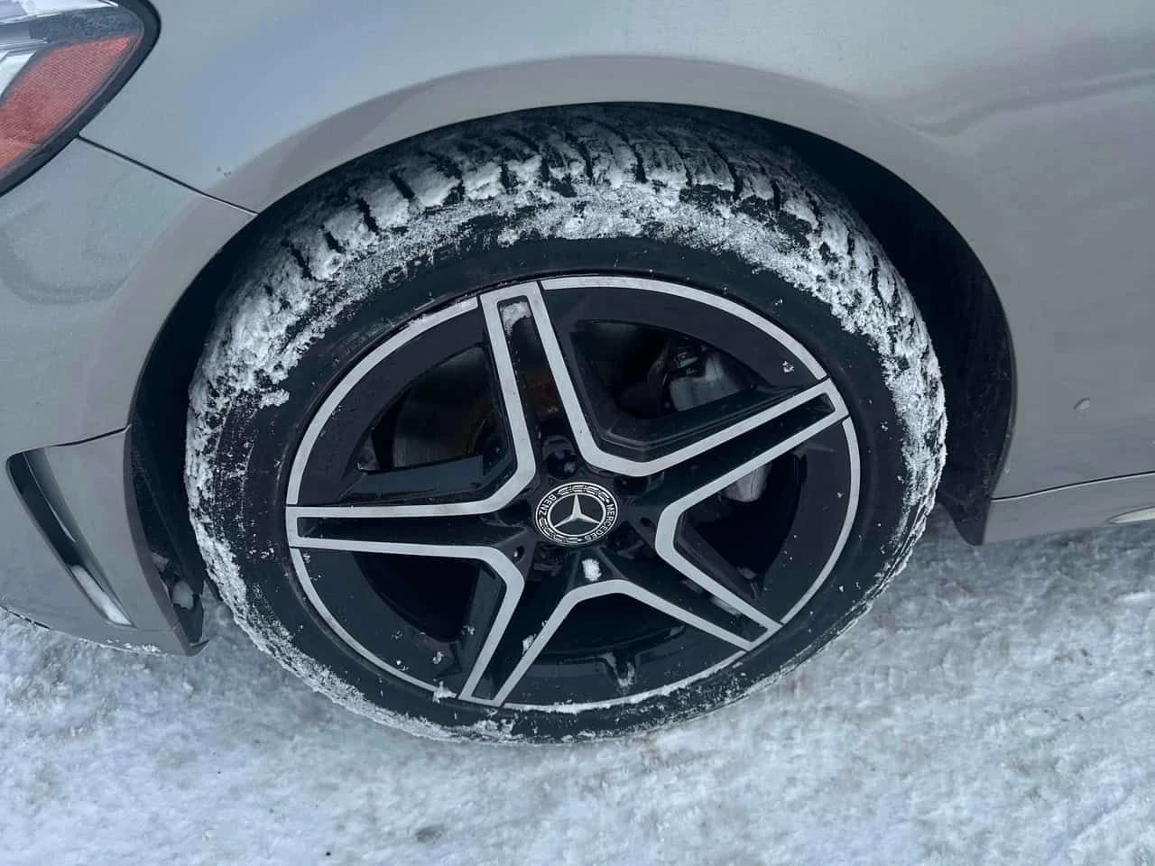 Mercedes-Benz C 300 * DISTRONIC* 360КАМЕРИ* ДИГИТАЛНО ТАБЛО* , снимка 7 - Автомобили и джипове - 54057289