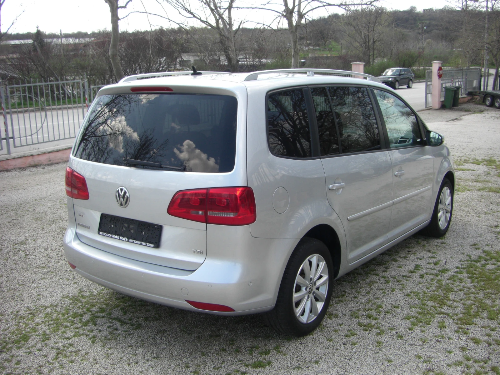 VW Touran 1.4TSI High Line 7 MECTA, снимка 5 - Автомобили и джипове - 54135690