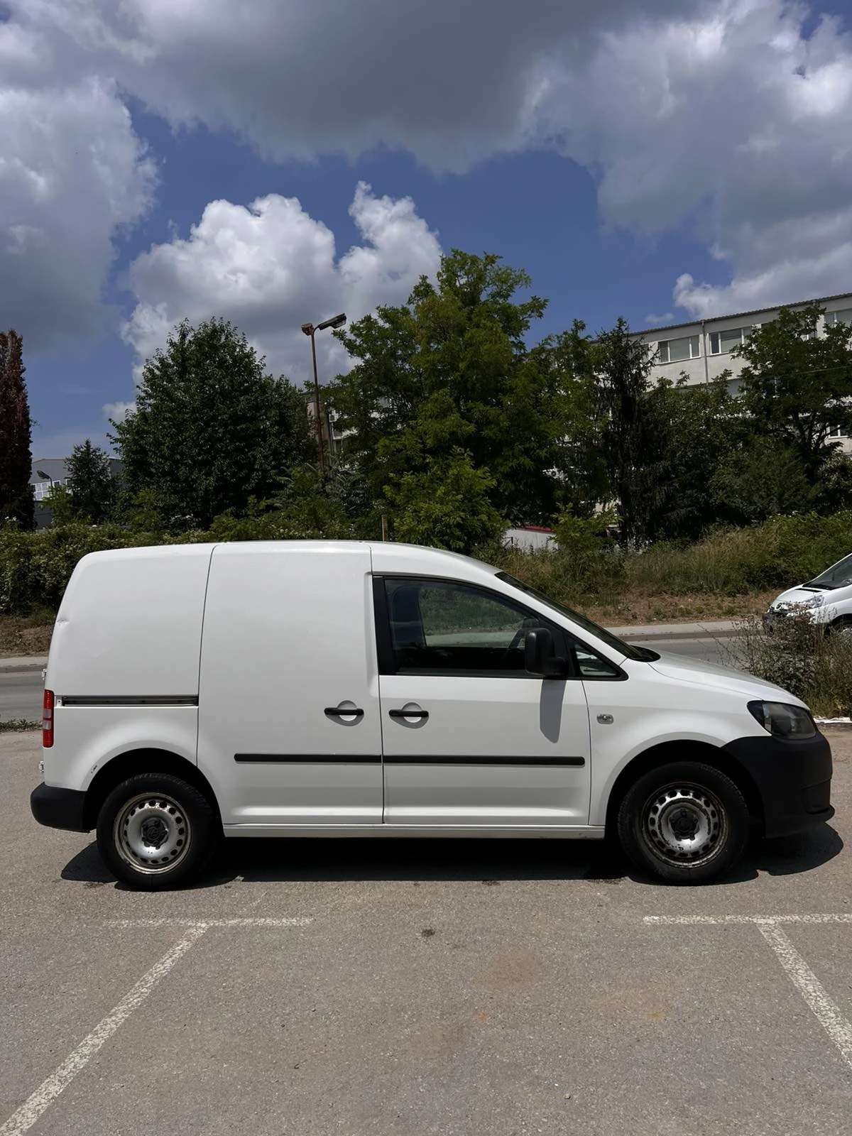 VW Caddy 1.6 GAZ, снимка 9 - Автомобили и джипове - 55146195