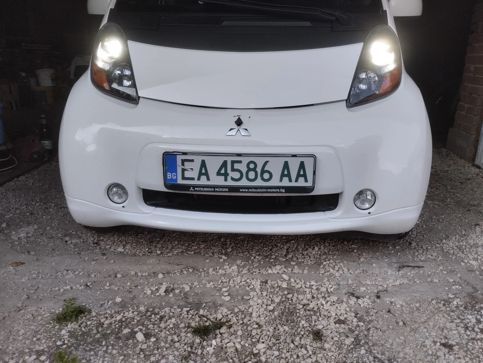 Mitsubishi I-MiEV, снимка 5 - Автомобили и джипове - 55421638