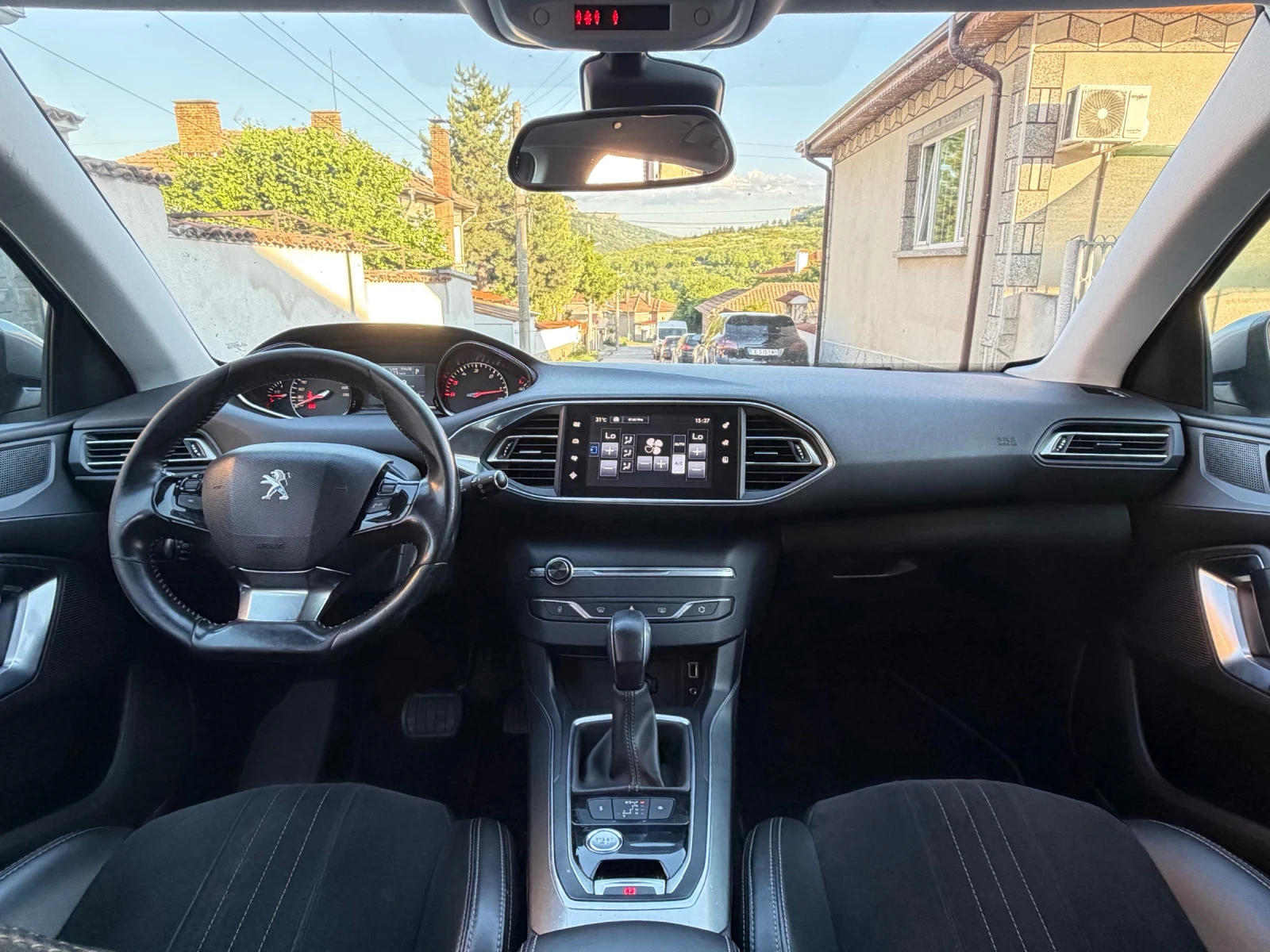 Peugeot 308 1.6 HDI , снимка 8 - Автомобили и джипове - 56038240
