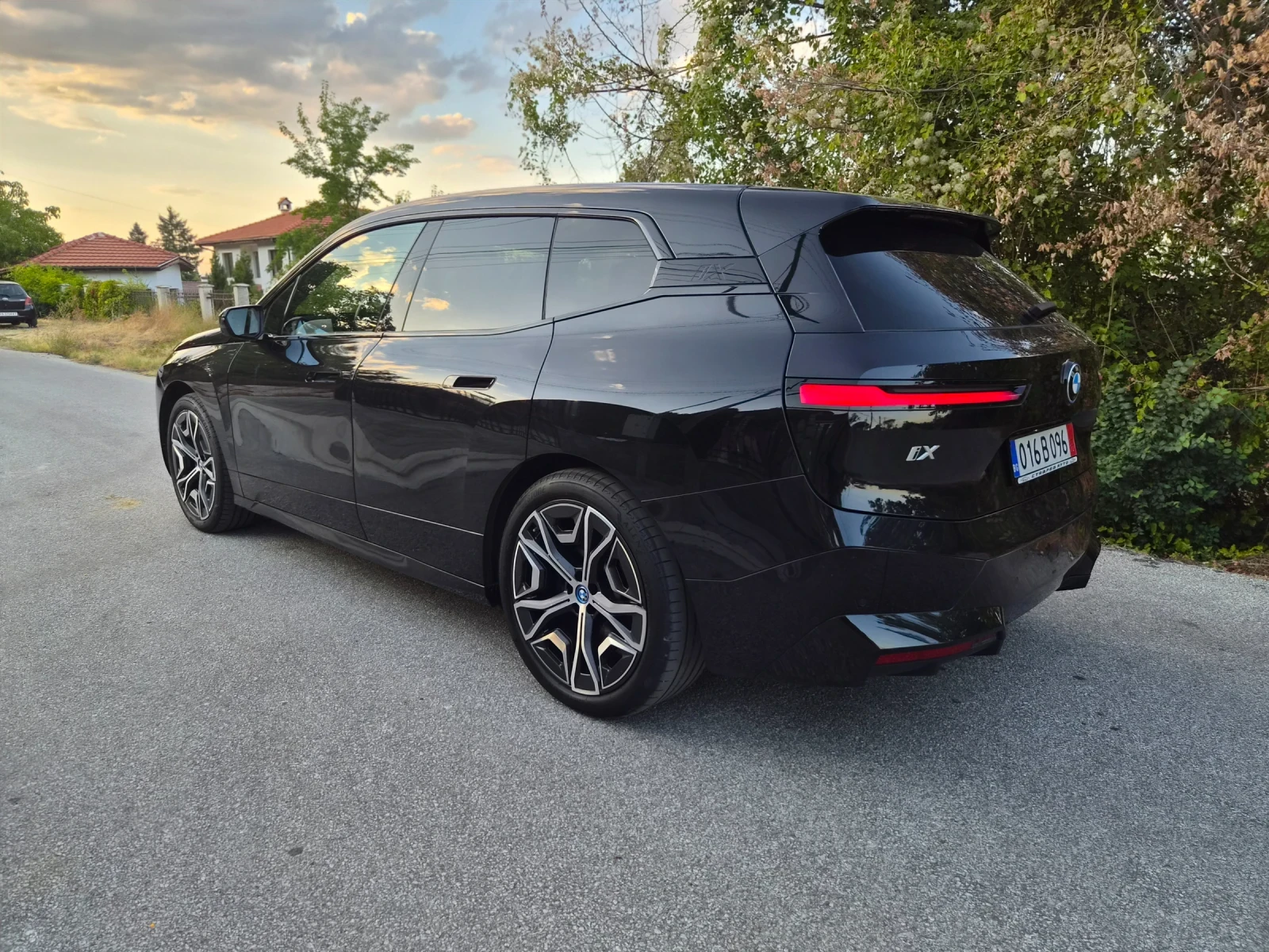 BMW iX XDrive 40/ FULL , снимка 5 - Автомобили и джипове - 55944786