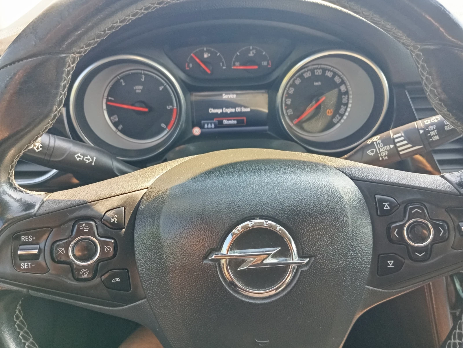 Opel Astra 1.6 дизел , снимка 10 - Автомобили и джипове - 55948330
