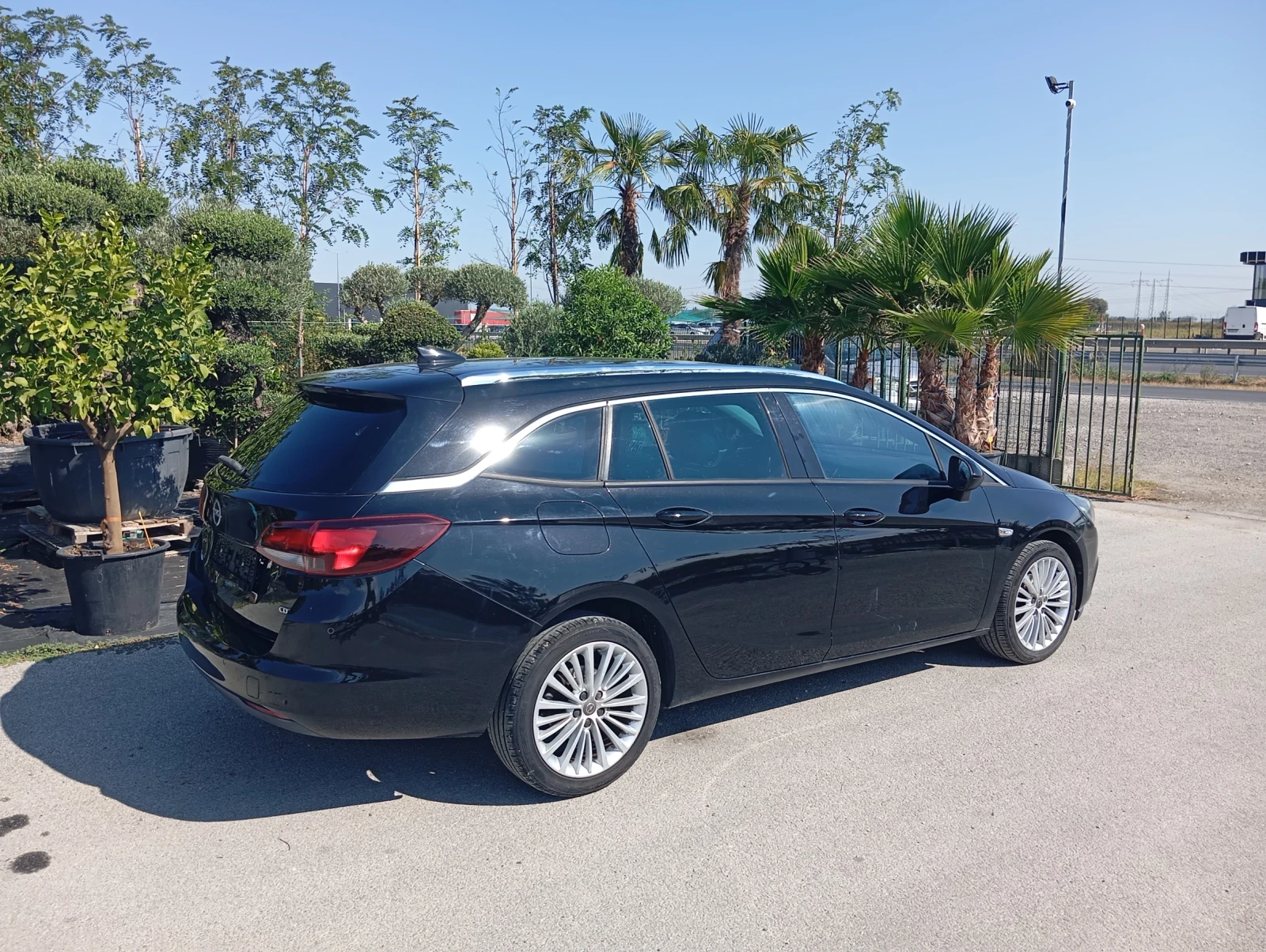 Opel Astra 1.6 дизел , снимка 4 - Автомобили и джипове - 55948330