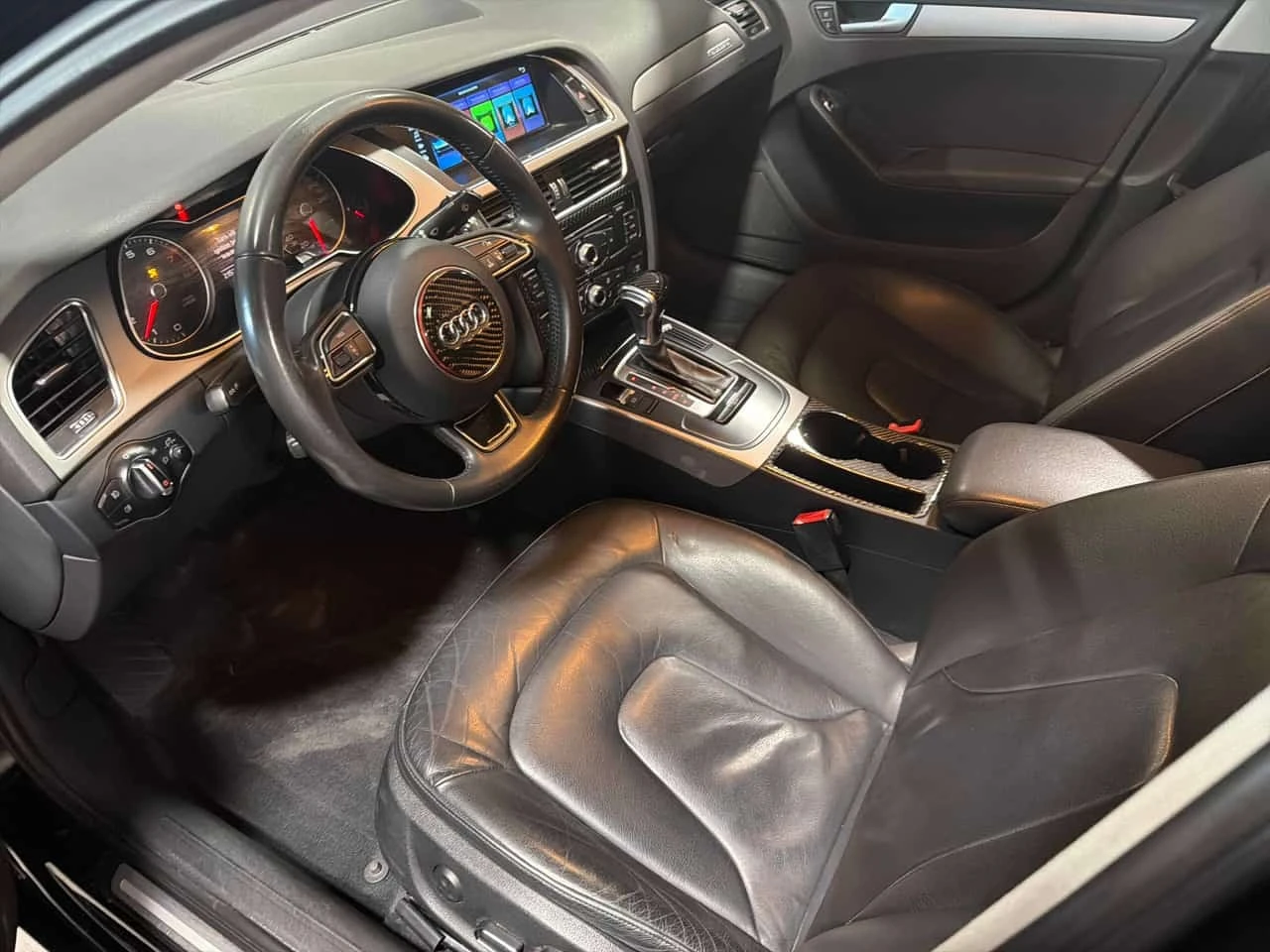 Audi A4 * Komfort * CARFAX * ОПЦИЯ ЗА ФИНАНСИРАНЕ * , снимка 5 - Автомобили и джипове - 56322990