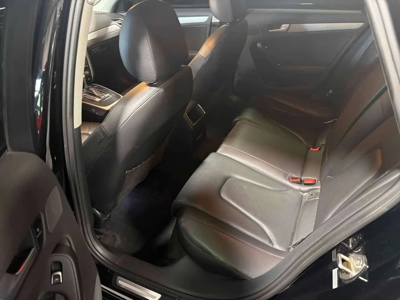 Audi A4 * Komfort * CARFAX * ОПЦИЯ ЗА ФИНАНСИРАНЕ * , снимка 10 - Автомобили и джипове - 56322990