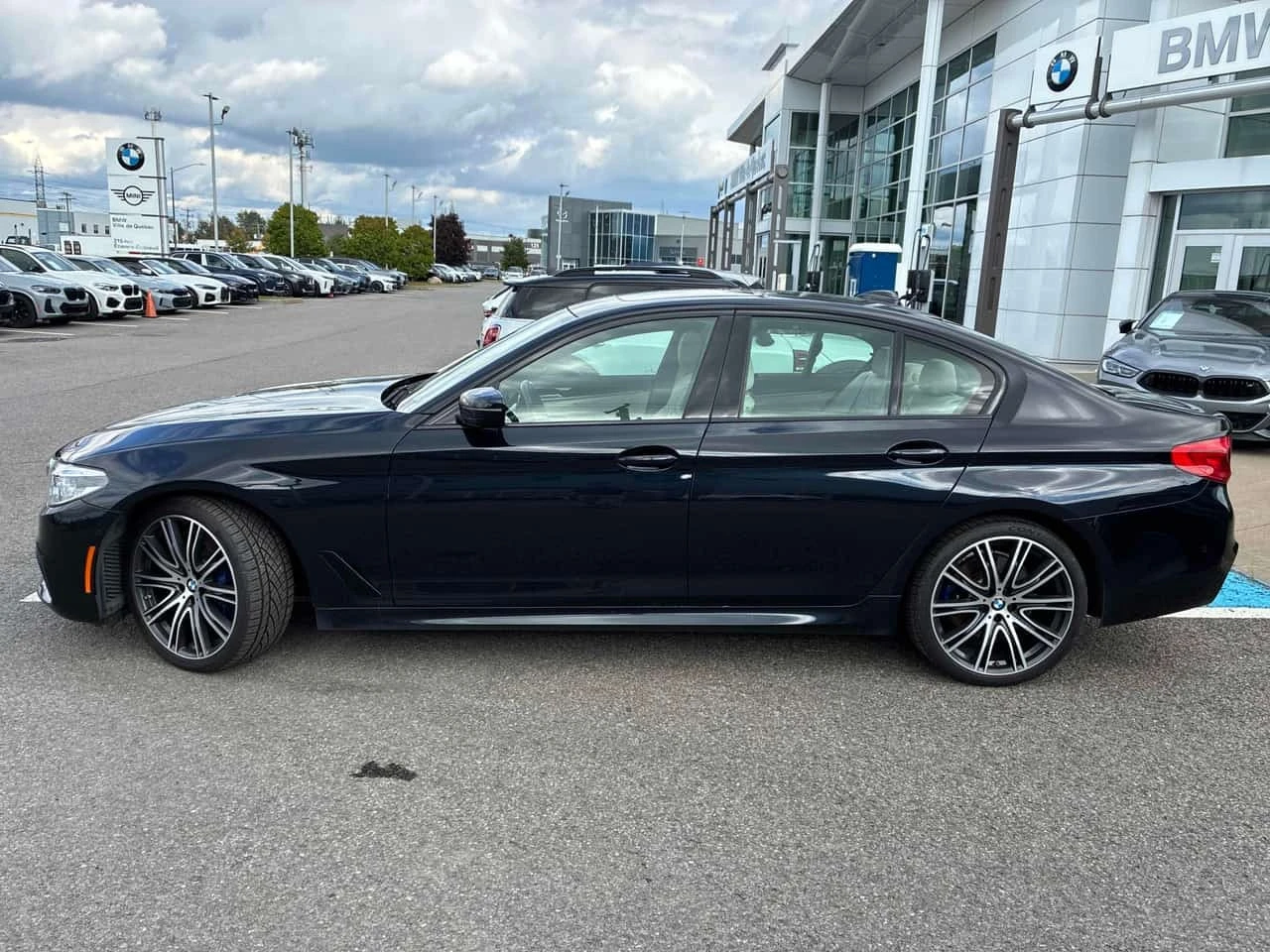 BMW 530 * 530i xDrive * ������ ���������������� �� BMW *  | Mobile.bg � ����������� 3