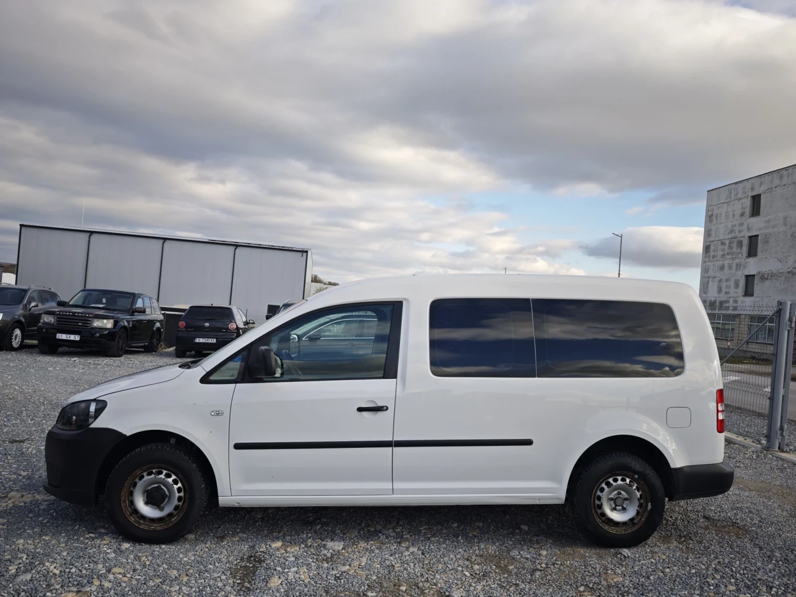 VW Caddy 2.0TDI 140, снимка 8 - Автомобили и джипове - 56632155