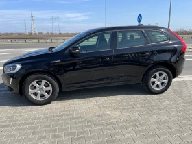 Volvo XC60 2.4 Diesel, снимка 3