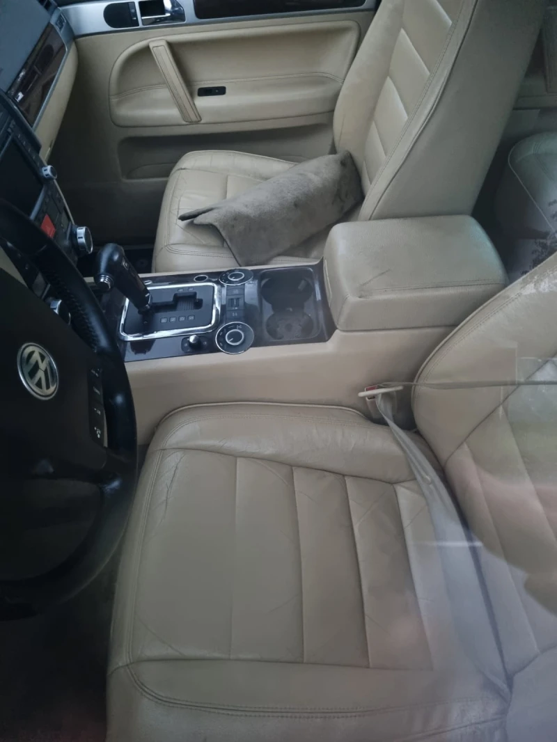 VW Touareg 3.0TDI V6 224k На части, снимка 5 - Автомобили и джипове - 47977925