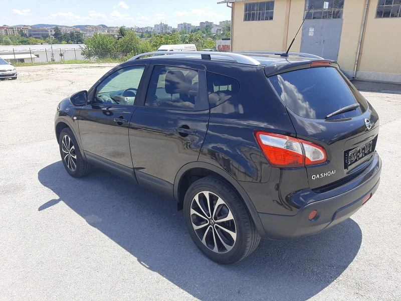 Nissan Qashqai 2.0I Navi, снимка 5 - Автомобили и джипове - 46715934