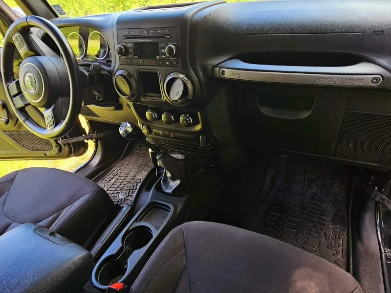 Jeep Wrangler, снимка 7 - Автомобили и джипове - 48422391