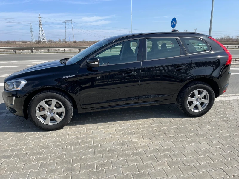 Volvo XC60 2.4 Diesel, снимка 3 - Автомобили и джипове - 49494818