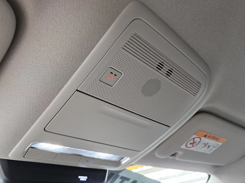 Mazda CX-30 2.5MHEV/HOMURA/LED/CAM/CARPLAY/HUD/KLESS/H&B/680f, снимка 13 - Автомобили и джипове - 51534543