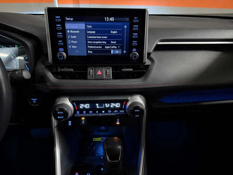 Toyota Rav4 2.5 Plug-In Hybrid STYLE  AWD 306 hp , снимка 11 - Автомобили и джипове - 52675377