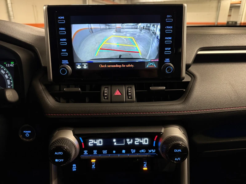 Toyota Rav4 2.5 Plug-In Hybrid STYLE  AWD 306 hp , снимка 11 - Автомобили и джипове - 52675377