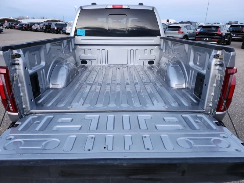 Ford F150 * LARIAT CREW CAB STD BED * CARFAX * БЕЗ ПЪРВОНАЧА, снимка 4 - Автомобили и джипове - 53145517