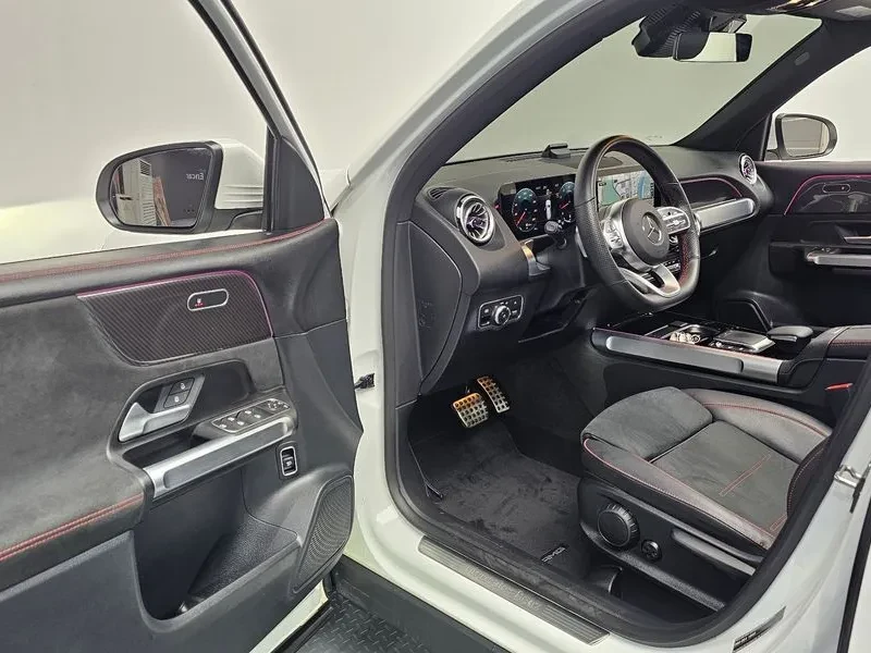 Mercedes-Benz GLC 250, снимка 9 - Автомобили и джипове - 54737338