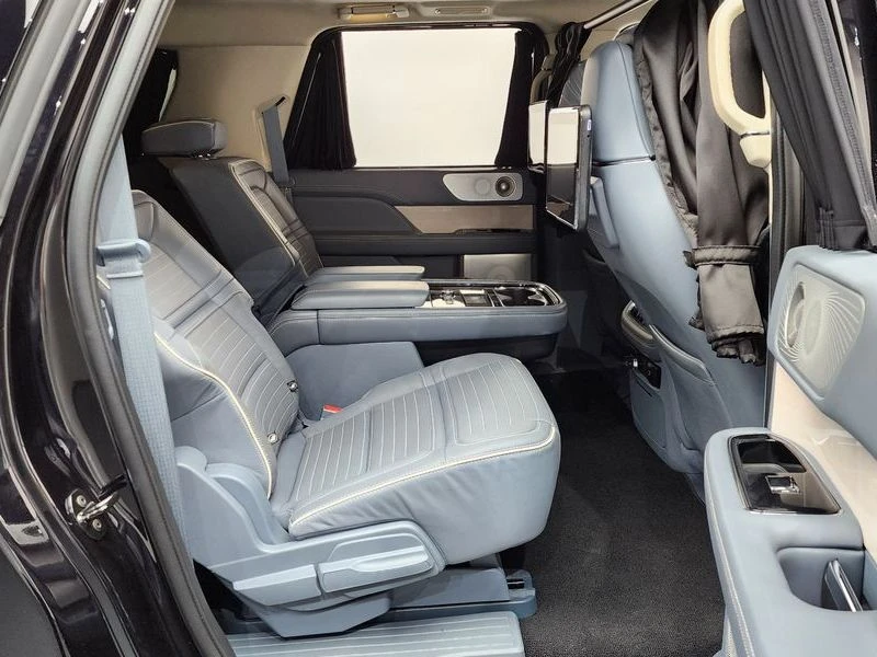 Lincoln Navigator 3.5* L* BLACK LABEL* FULL* , снимка 11 - Автомобили и джипове - 55643002