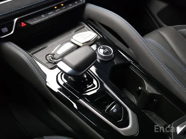 Renault Koleos 1.5 E-TECH, снимка 6 - Автомобили и джипове - 55682267