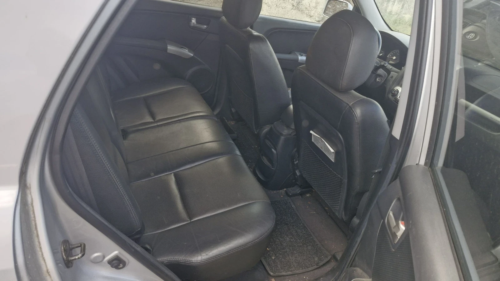 Hyundai Tucson 2.0crdi 4х4 avtomat - изображение 8