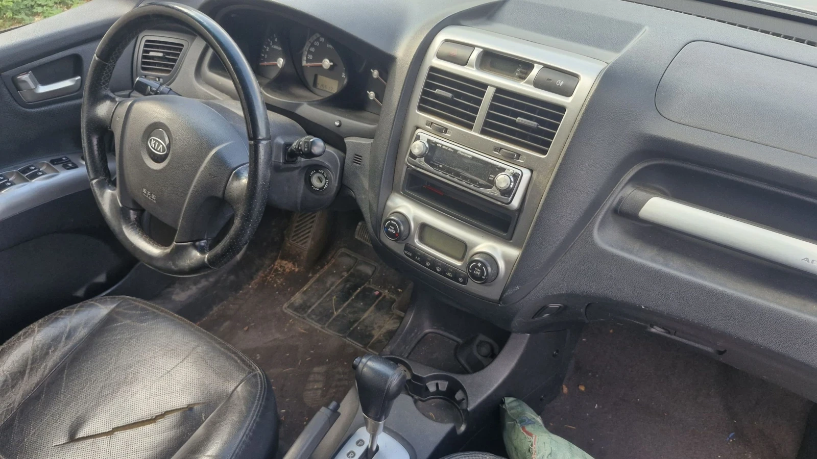 Hyundai Tucson 2.0crdi 4х4 avtomat - изображение 9