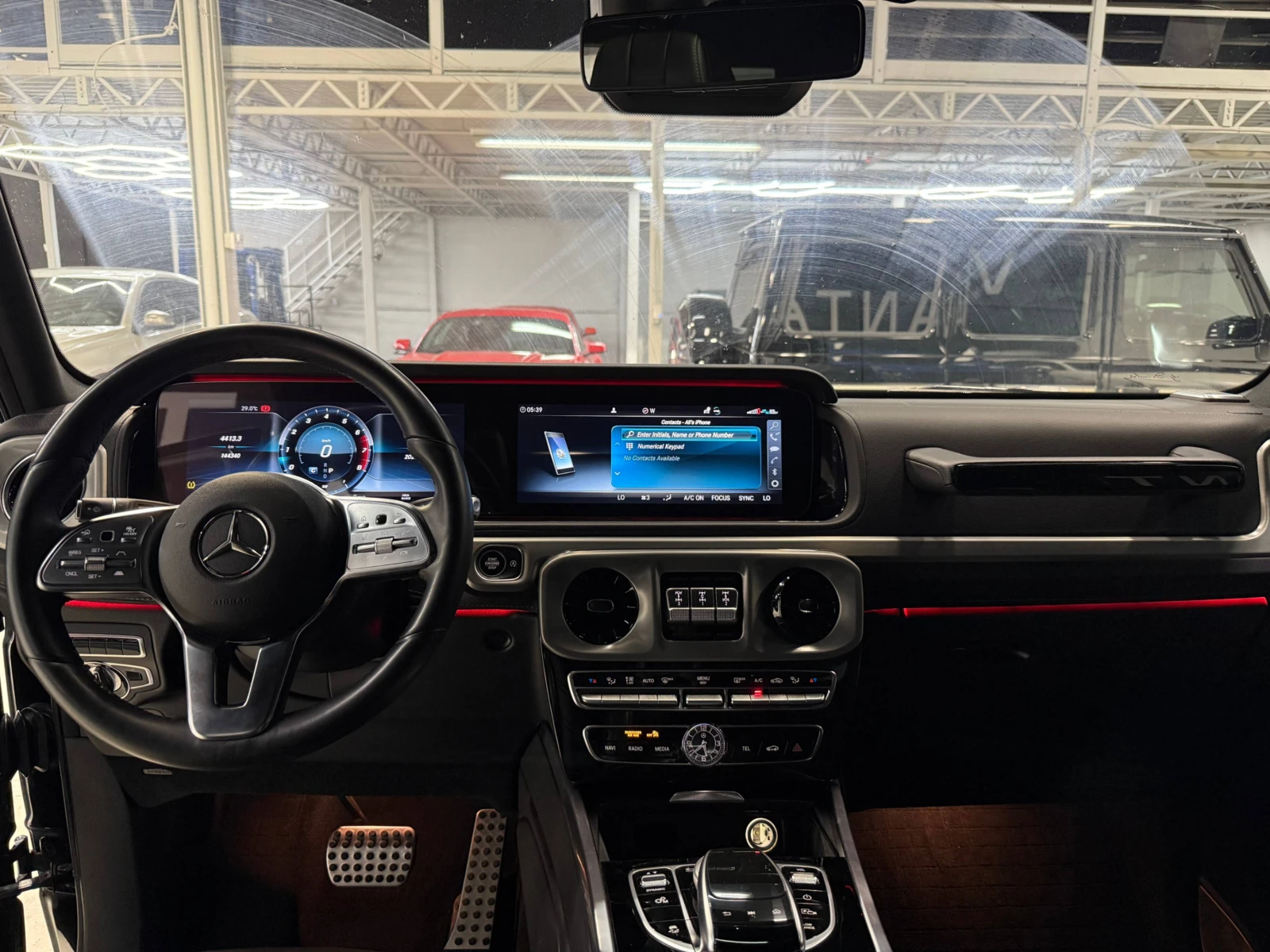 Mercedes-Benz G 500 4Matic 9G / ОБДУХВАНЕ / AMBIENT / BURMESTER - изображение 6