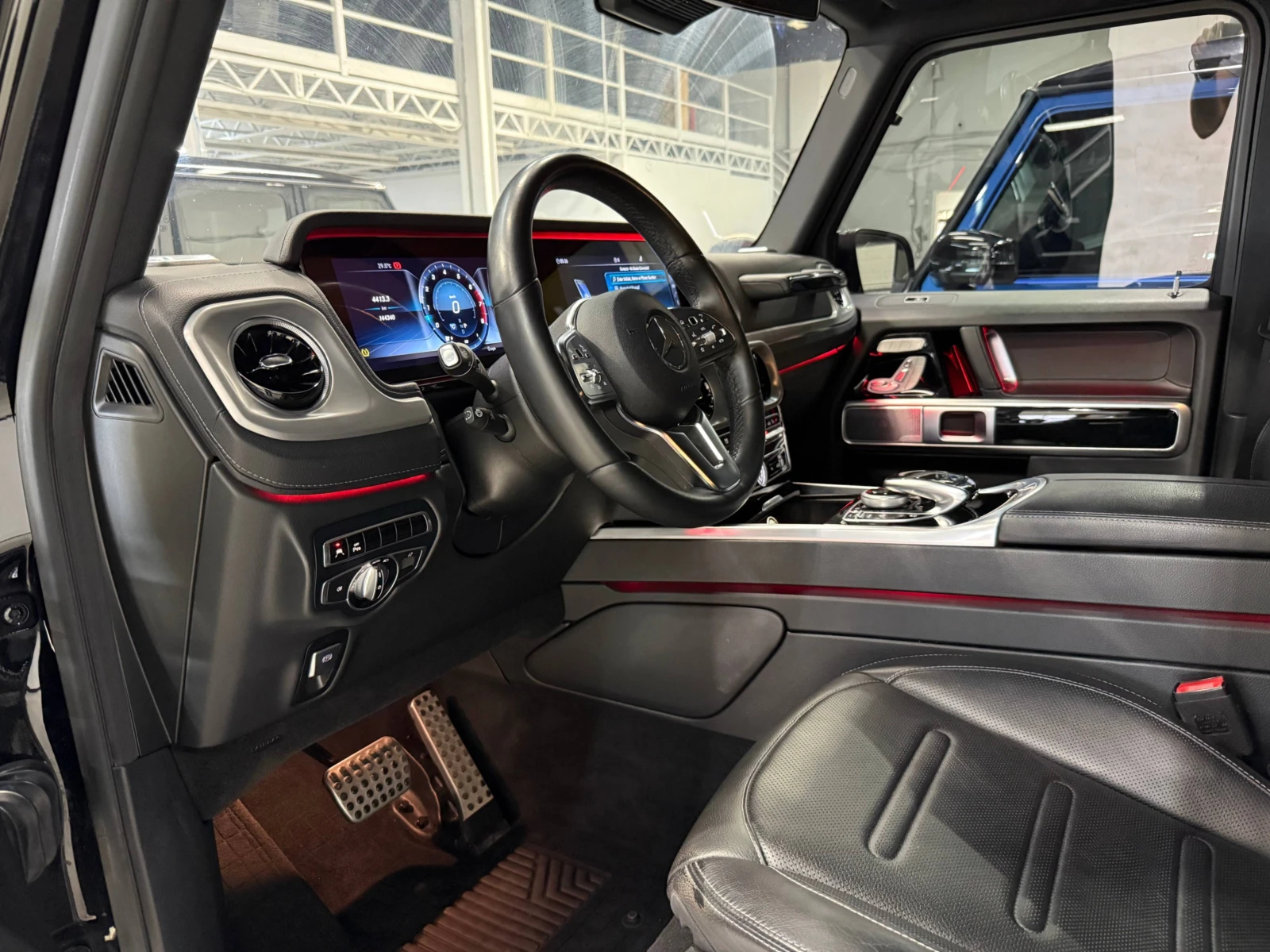 Mercedes-Benz G 500 4Matic 9G / ОБДУХВАНЕ / AMBIENT / BURMESTER - изображение 5