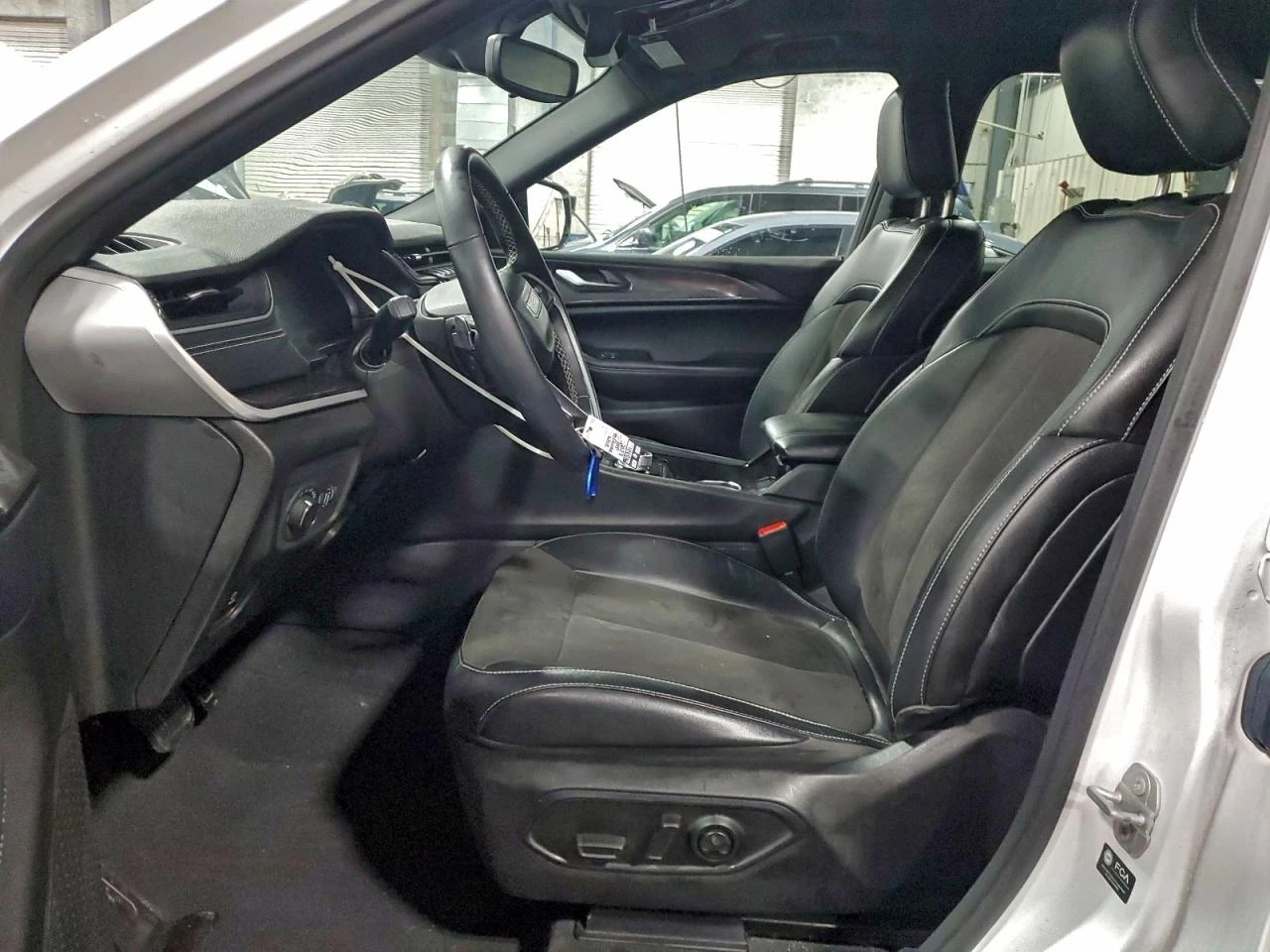 Jeep Grand cherokee L* LAREDO* 4x4* 3.6 - изображение 7