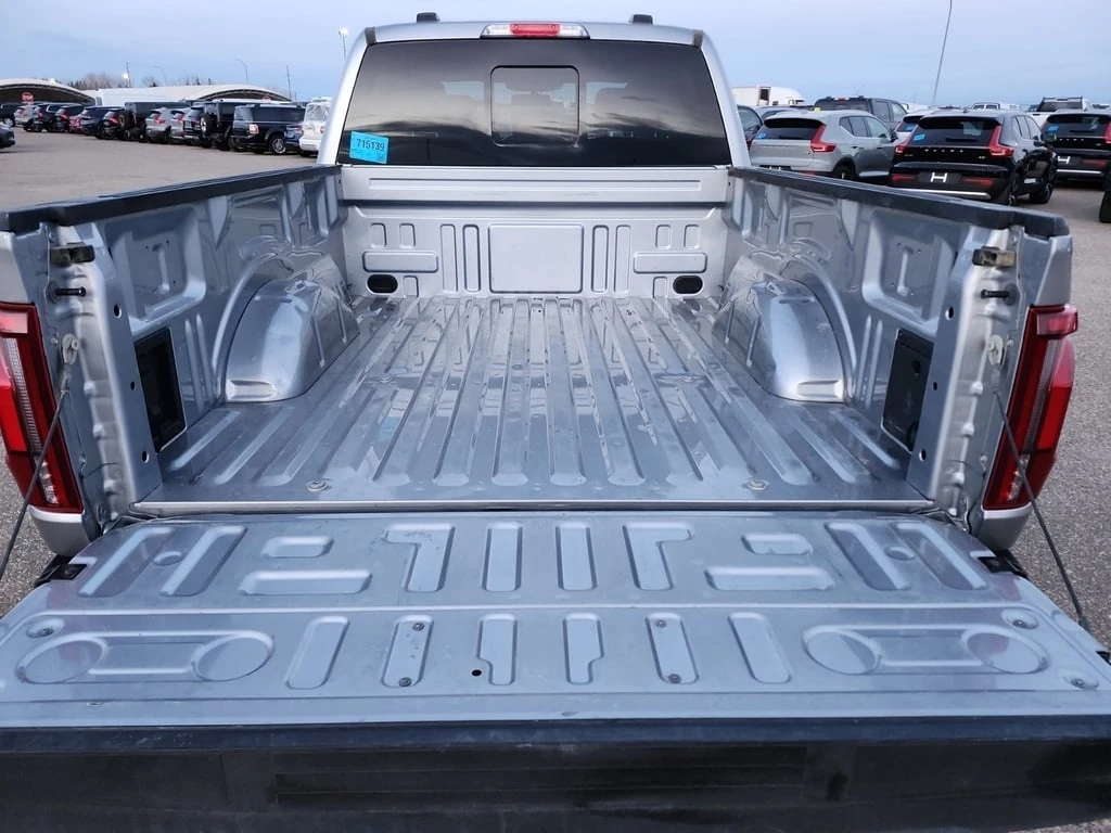 Ford F150 * LARIAT CREW CAB STD BED * CARFAX * БЕЗ ПЪРВОНАЧА - изображение 4