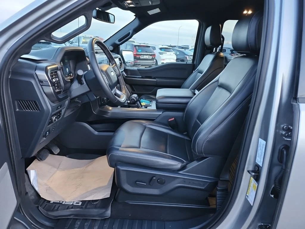 Ford F150 * LARIAT CREW CAB STD BED * CARFAX * БЕЗ ПЪРВОНАЧА - изображение 6