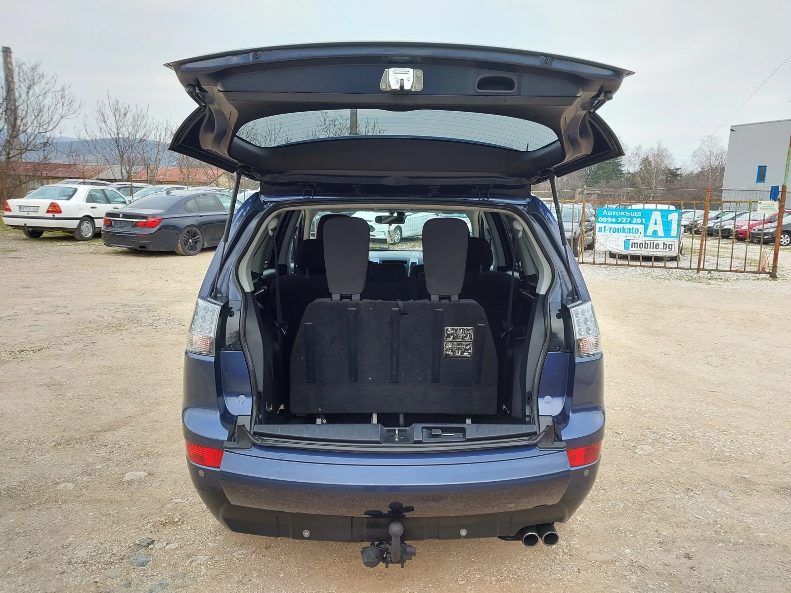 Mitsubishi Outlander 2.0- 140кс., снимка 7 - Автомобили и джипове - 53735687