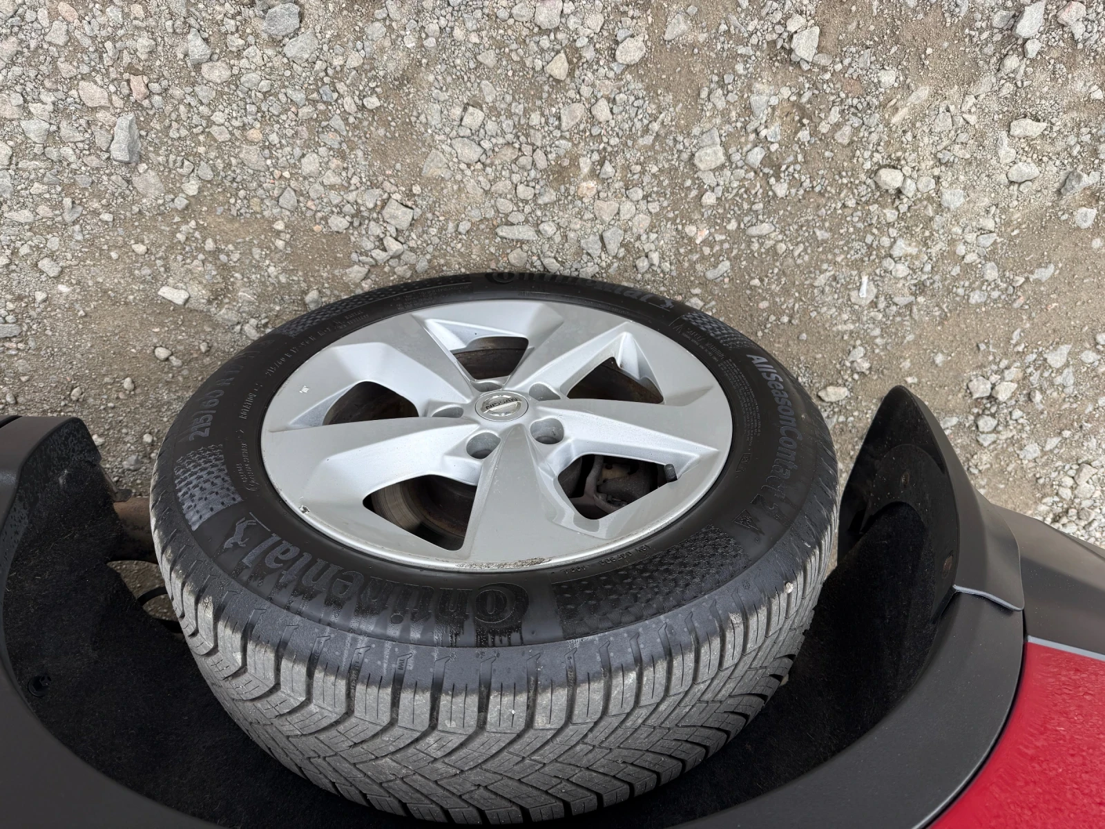 Nissan Qashqai 1.2 DIG-T 115ks FACE- LIFT, снимка 11 - Автомобили и джипове - 53933782