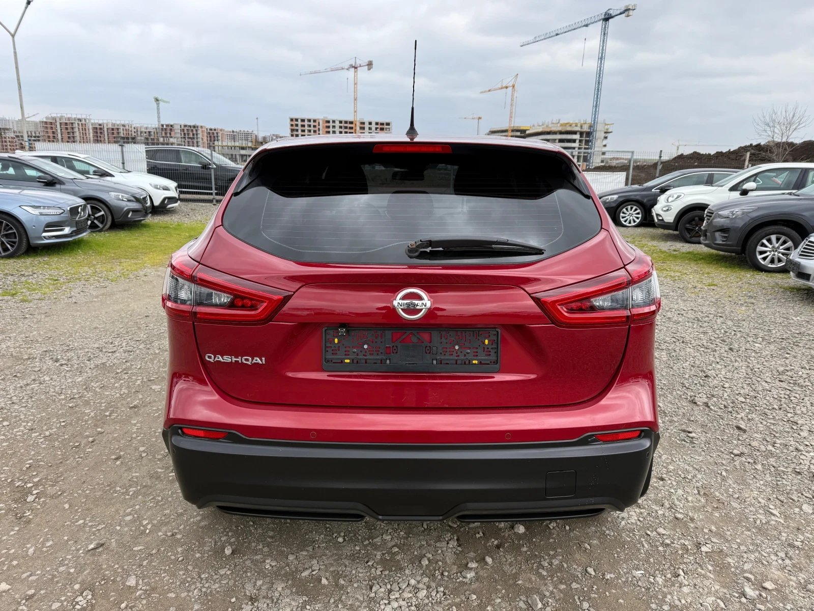 Nissan Qashqai 1.2 DIG-T 115ks FACE- LIFT, снимка 5 - Автомобили и джипове - 53933782