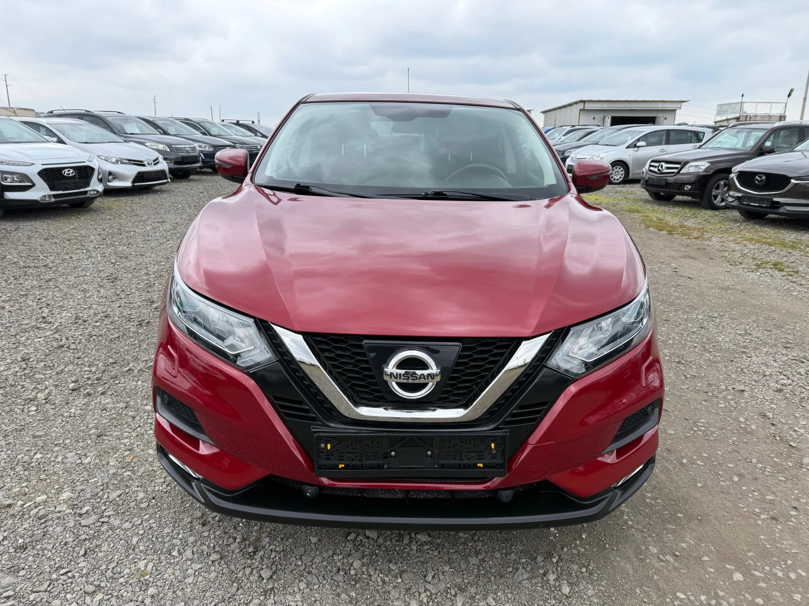 Nissan Qashqai 1.2 DIG-T 115ks FACE- LIFT, снимка 2 - Автомобили и джипове - 53933782